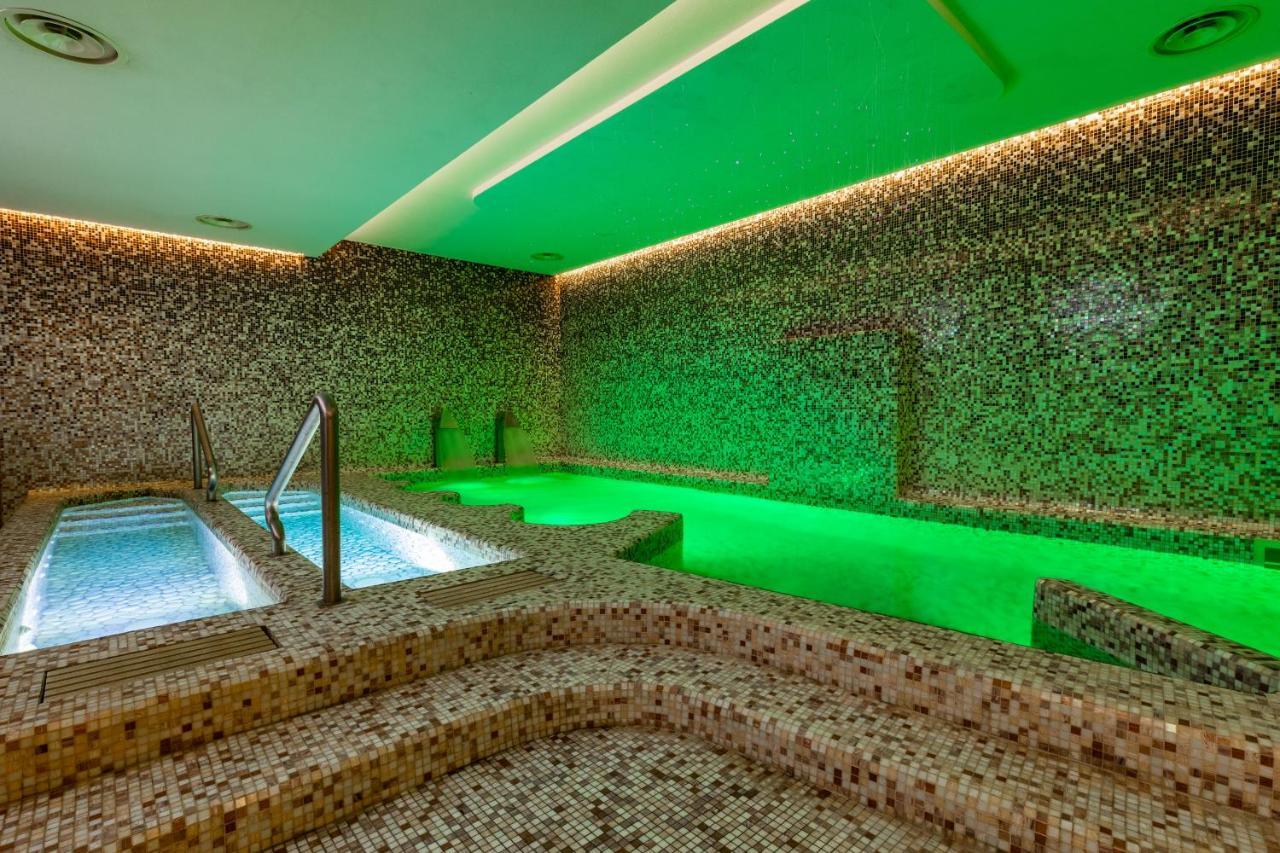 Giardino Dei Pini - Boutique Hotel Alliste Exterior photo